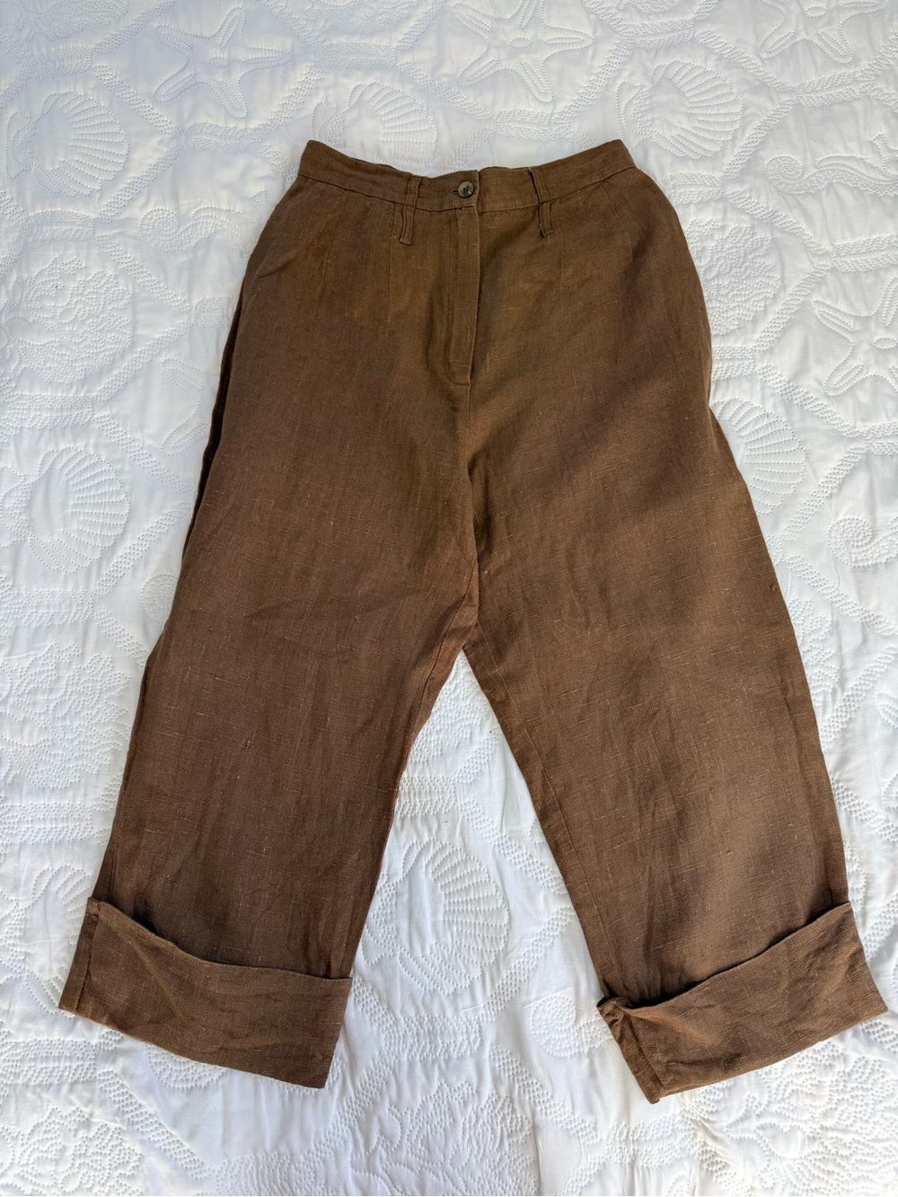 Harve Benard Brown Linen-Blend Capris